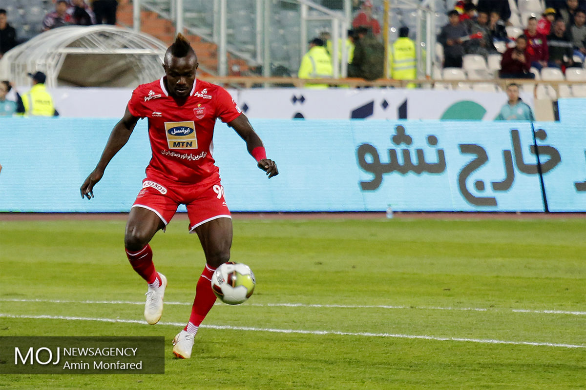 دیدار تیم های فوتبال پرسپولیس و پیکان/گادوین منشا