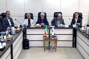  تنها راه اصلاح اقتصاد تمرکز روی تجارت است