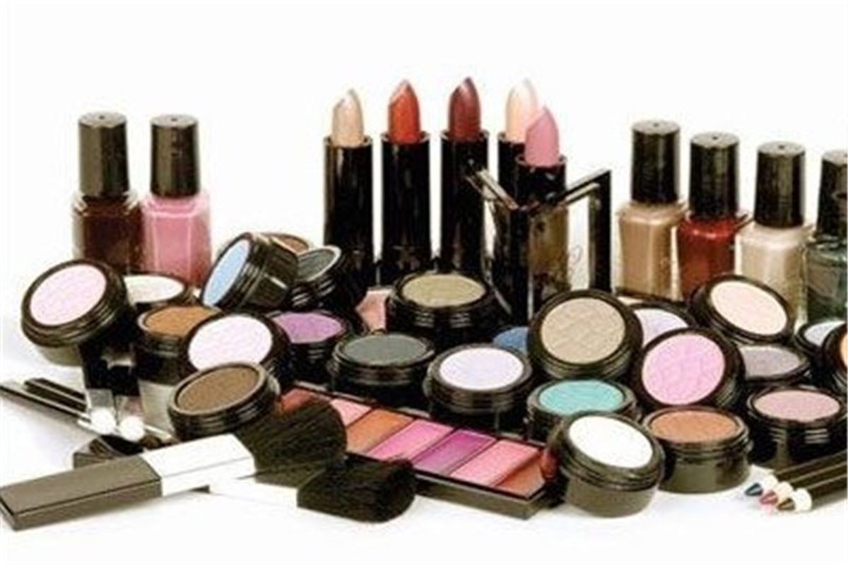 اصفهان- ارایشی قاچاق 2