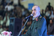 اگر دشمنان دست به اقدام نظامی بزنند پاسخ سختی به آنها می‌دهیم