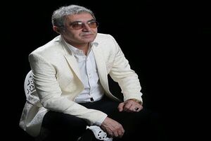 فریدون آسرایی در برج میلاد می‌خواند