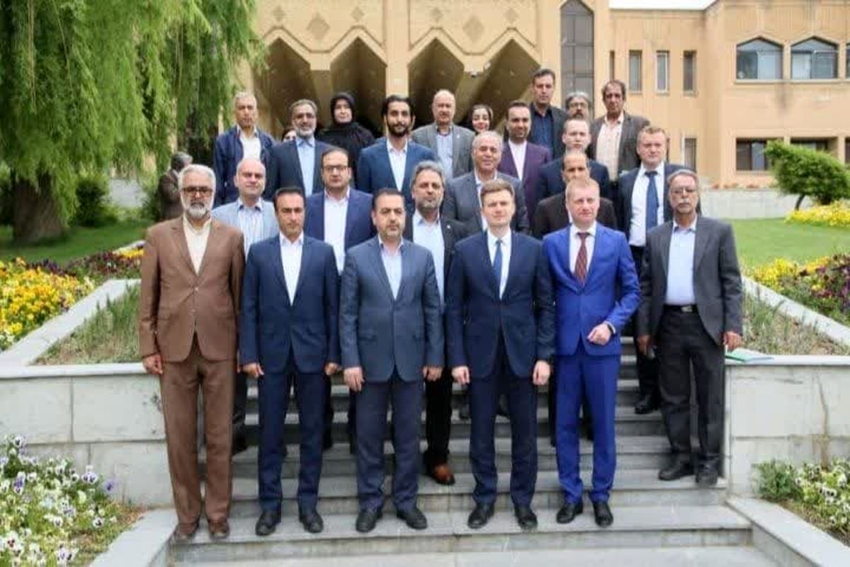 عکس جلسه پتروشیمی