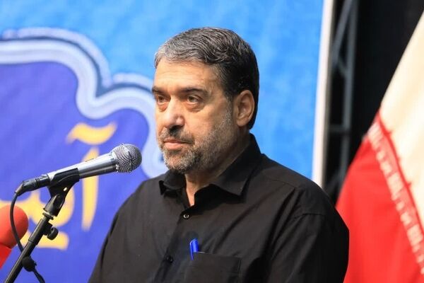 رسواییِ دشمنانِ ملت ایران با انتشار تصاویر حضور امام سیدمجتبی خامنه‌ای در میان مردم و جلسات با فرماندهان نیروهای مسلح در آینده