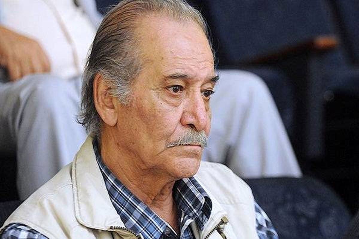 سیامک اطلسی