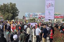 حضور باشکوه مردم بندرعباس در راهپیمایی ۲۲ بهمن/ خلیج فارس صحنه نمایش اقتدار ملت ایران
