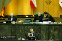 کمترین وابستگی بودجه به نفت در طول تاریخ معاصر مربوط به بودجه سال 99 است