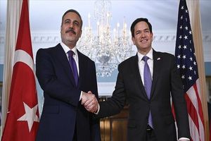 وزرای خارجه ترکیه و آمریکا درباره تحولات سوریه و غزه رایزنی کردند