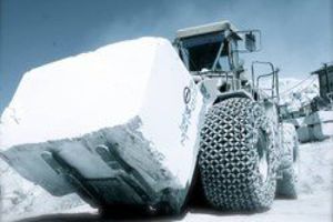 تور یک روزه عکاسی از معدن سنگ شایان مرمریت و معدن سنگ نی ریز