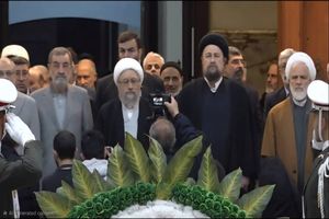 اعضای مجمع تشخیص مصلحت نظام با آرمان‌های امام خمینی (ره) تجدید میثاق کردند