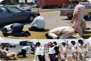 یک جهان عشق و فداکاری و مهر جلوه گر شد در نماز ظهر عاشوراییتان 