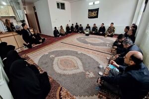 عزت ملت ایران دستاورد ایثار و فداکاری شهدا است 
