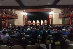 برپایی سفره هفت سین در پاریس