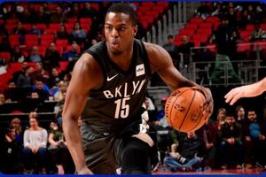 ستاره سابق NBA در تیم بسکتبال استقلال حضور یافت