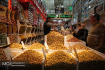 شب یلدا متاثر از گرانی سرسام آور در بازار/ کاهش قدرت خرید مردم با افزایش قیمت ها