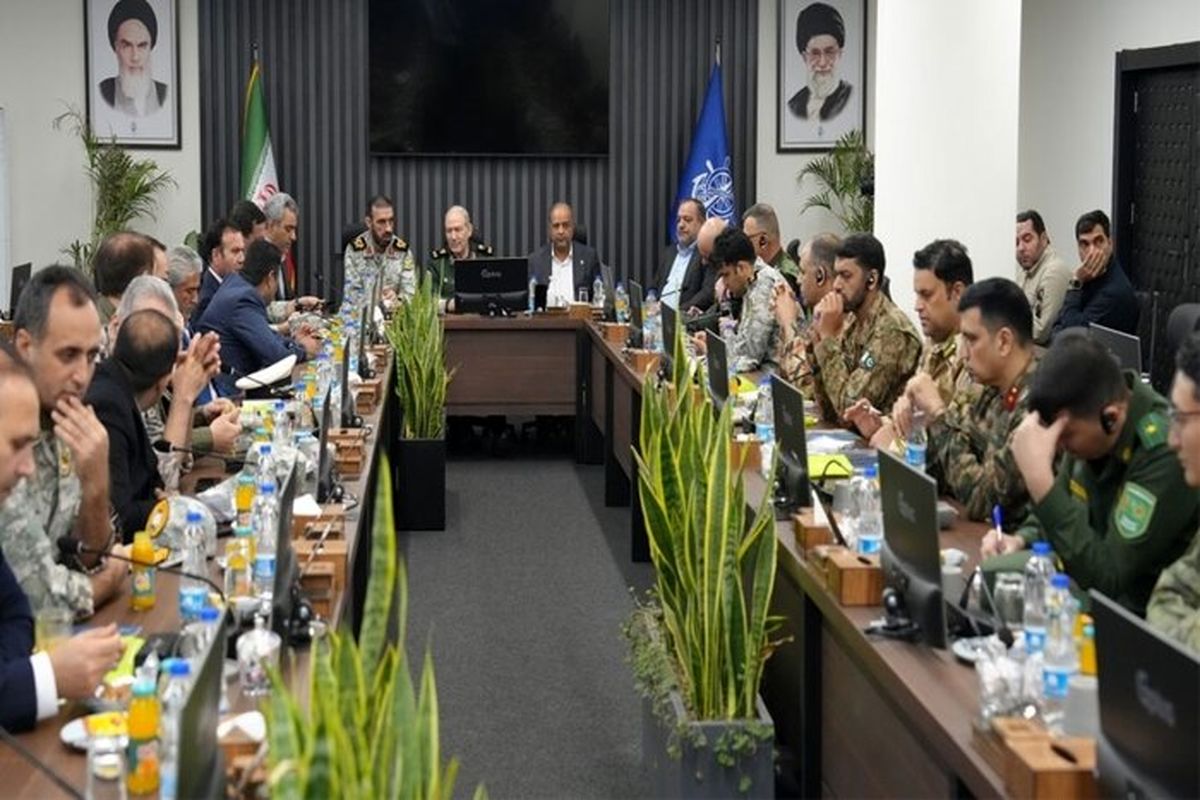 مشاور عالی فرمانده معظم کل قوا