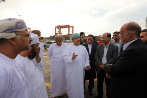 بازدید وزیر حمل و نقل کشور عمان از ظرفیت‌های بندر شهید رجایی