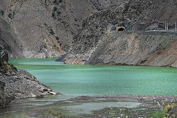 ۴۰ درصد ظرفیت سدهای ایران خالی است