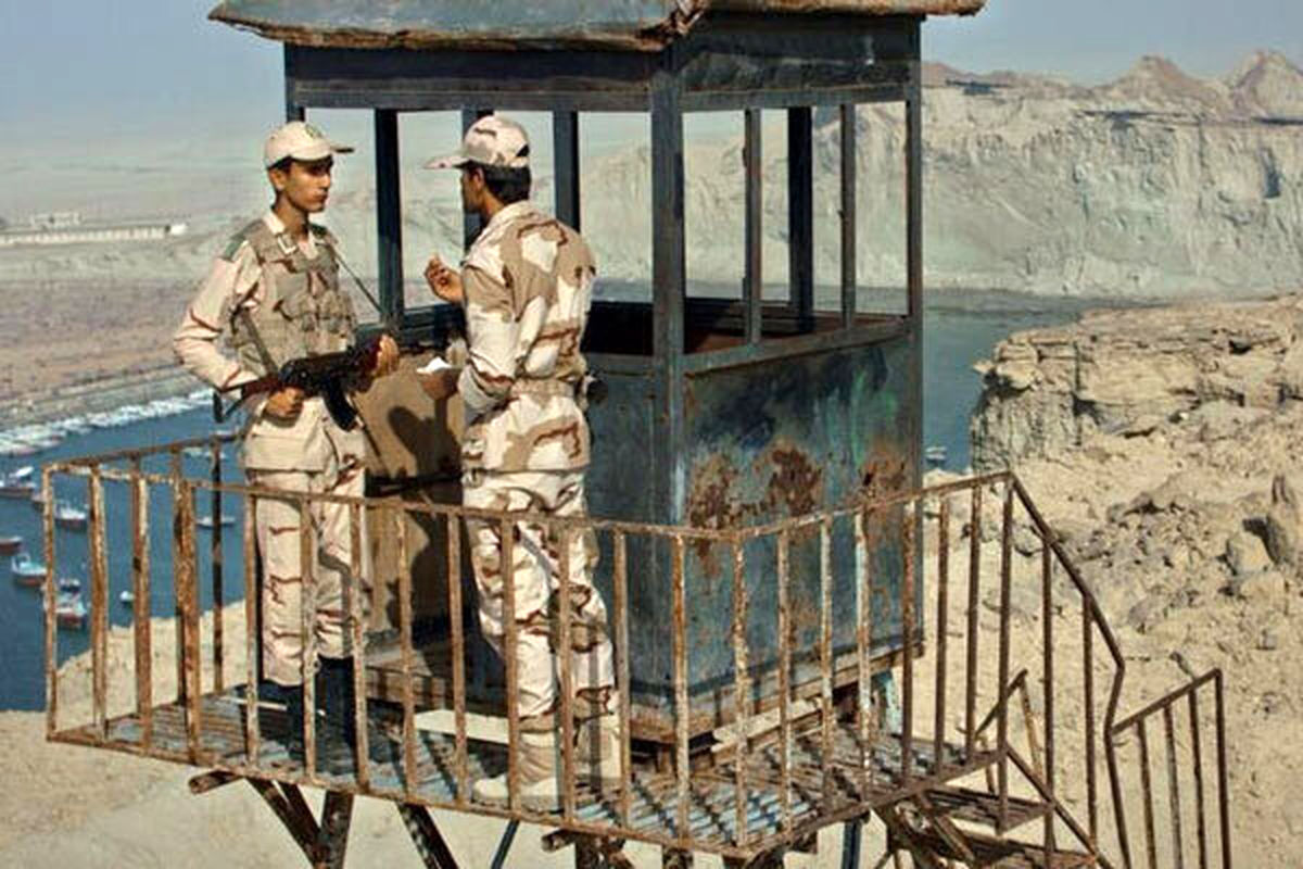 فیلم سینمایی بیگاه