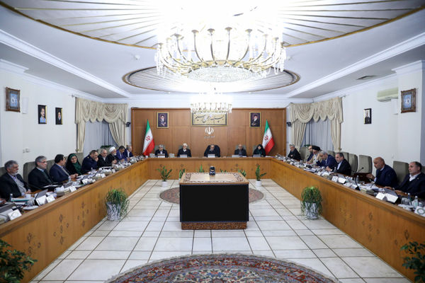 مردم راضی باشند، تلاش‌ دشمنان به سنگ می‌خورد