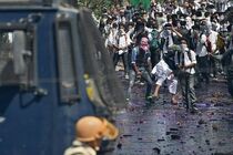 106 کشته و زخمی در درگیری های کشمیر