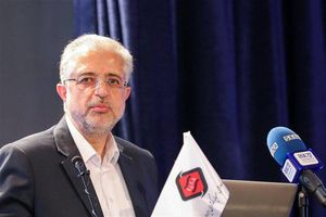 نگرش علمی و تحلیل کارشناسی، رمز موفقیت در بازار سرمایه است