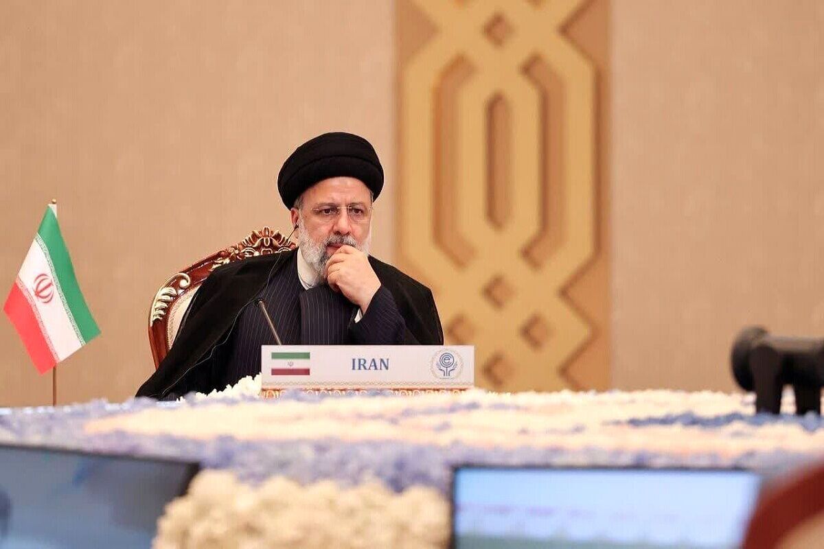 رئیس جمهور در نشست اضطراری ریاض 