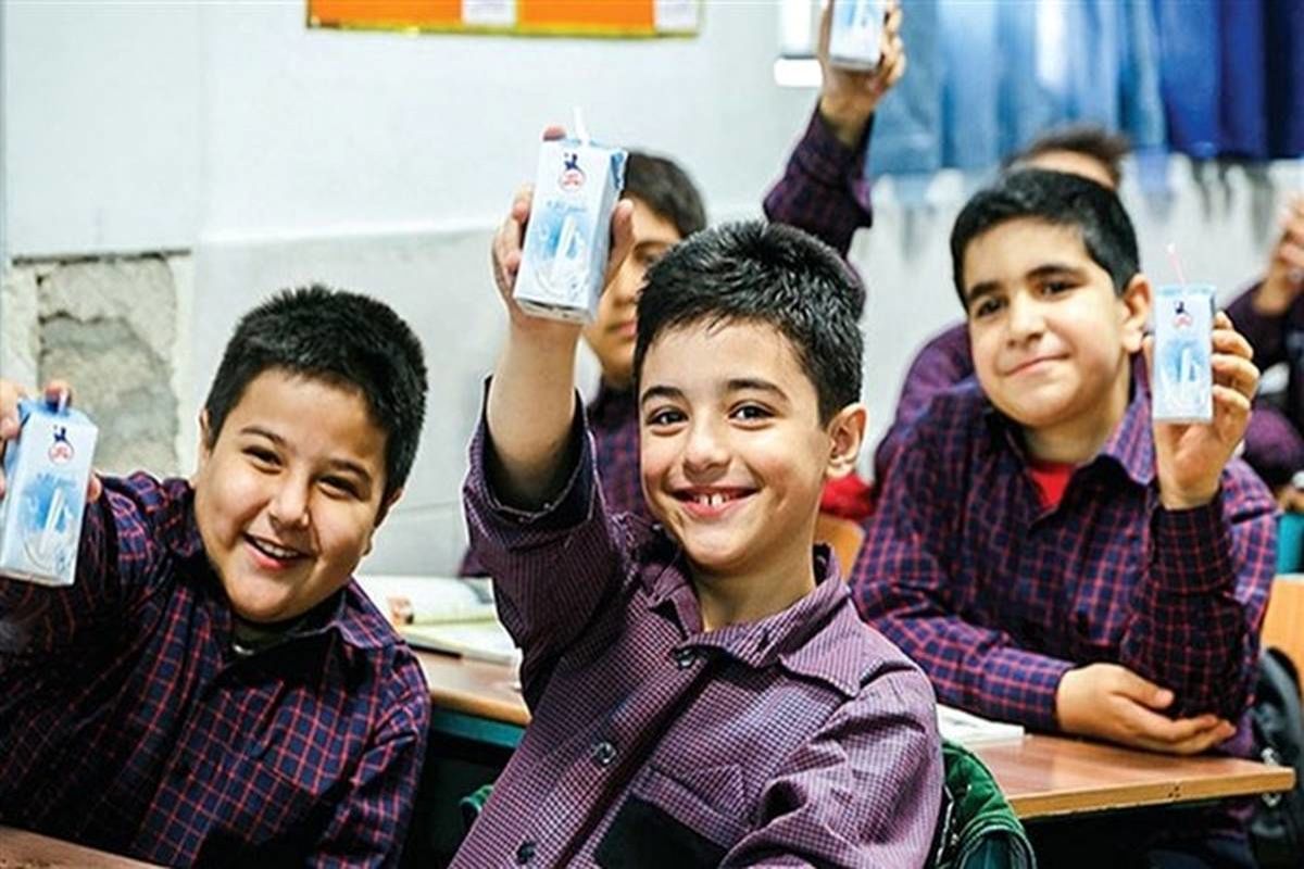 توزیع شیر مدارس