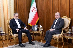 سفیر جمهوری اسلامی ایران در نیوزلند با وزیر امور خارجه دیدار کرد