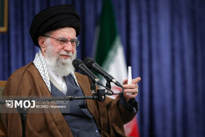وضعیت سلامت رضا امیرخانی از سوی رهبر انقلاب مورد پیگیری قرار گرفت