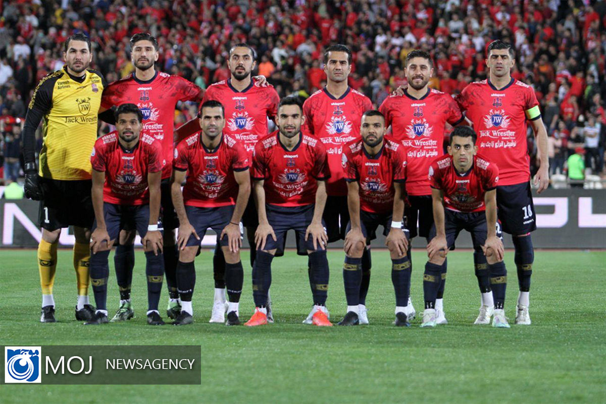 دیدار تیم های ملی فوتبال نساجی مازندران و مس کرمان