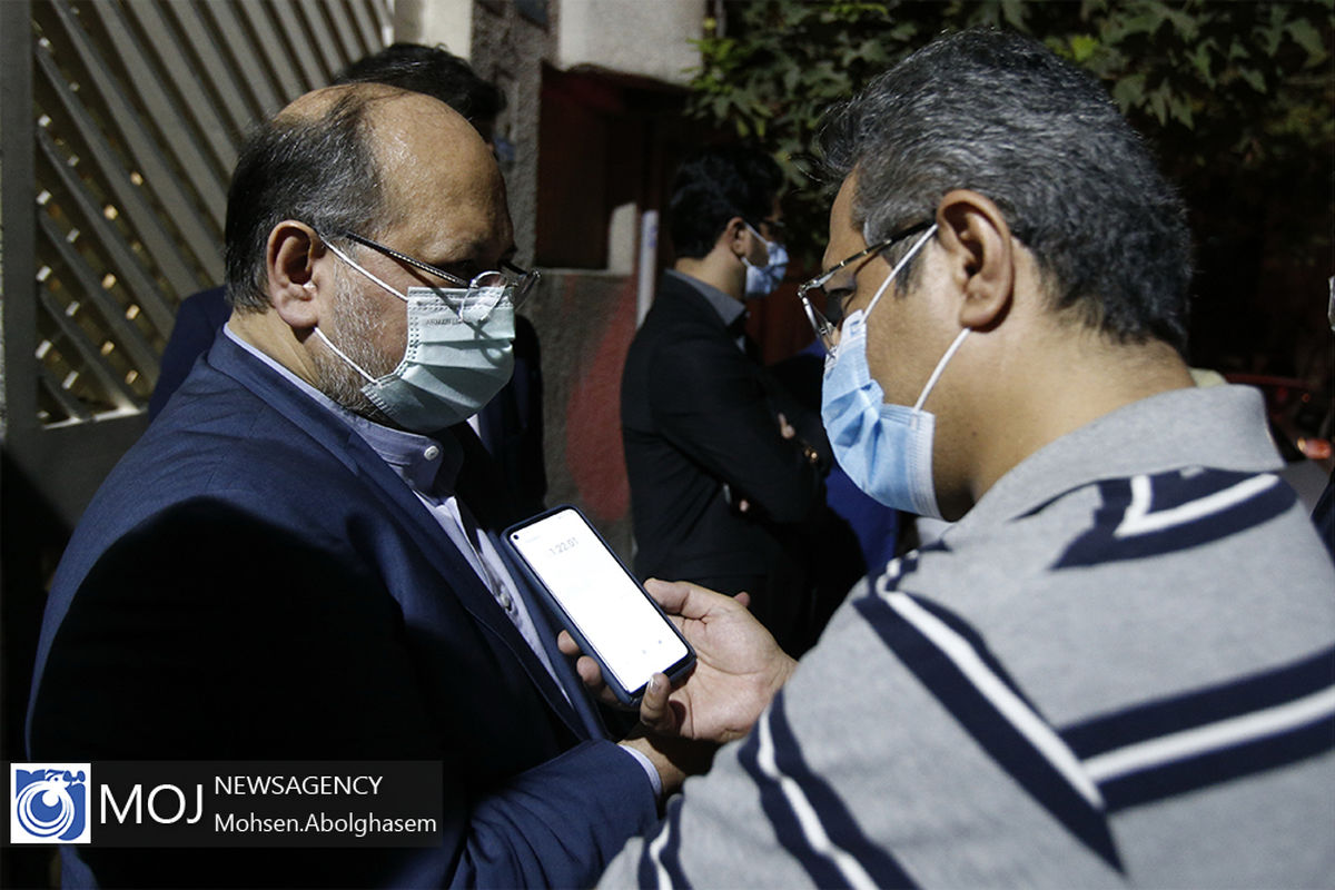 رونمایی از دیوار نگاره مشاهیر