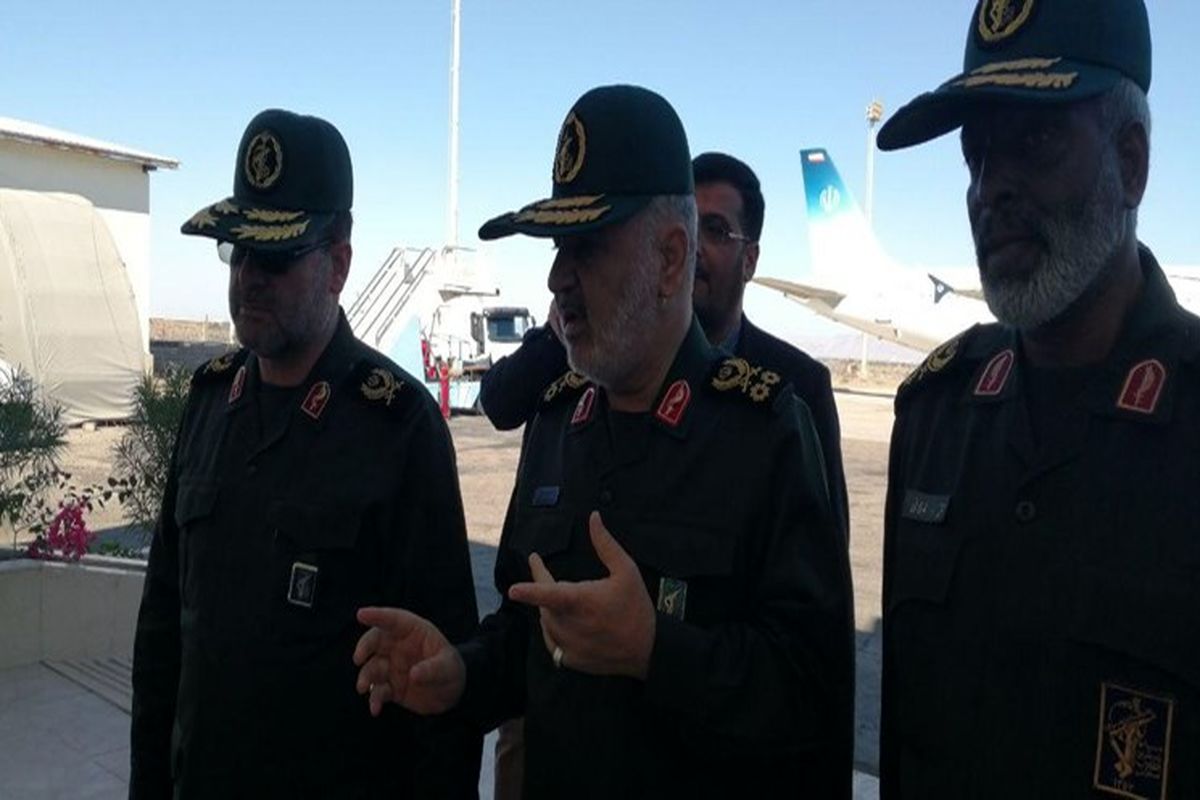 بازدید سرلشکر سلامی از مناطق سیل‌ زده