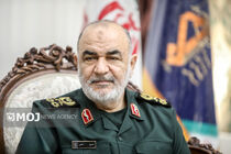  فرمانده کل سپاه درگذشت مادر سردار آهنگران را تسلیت گفت