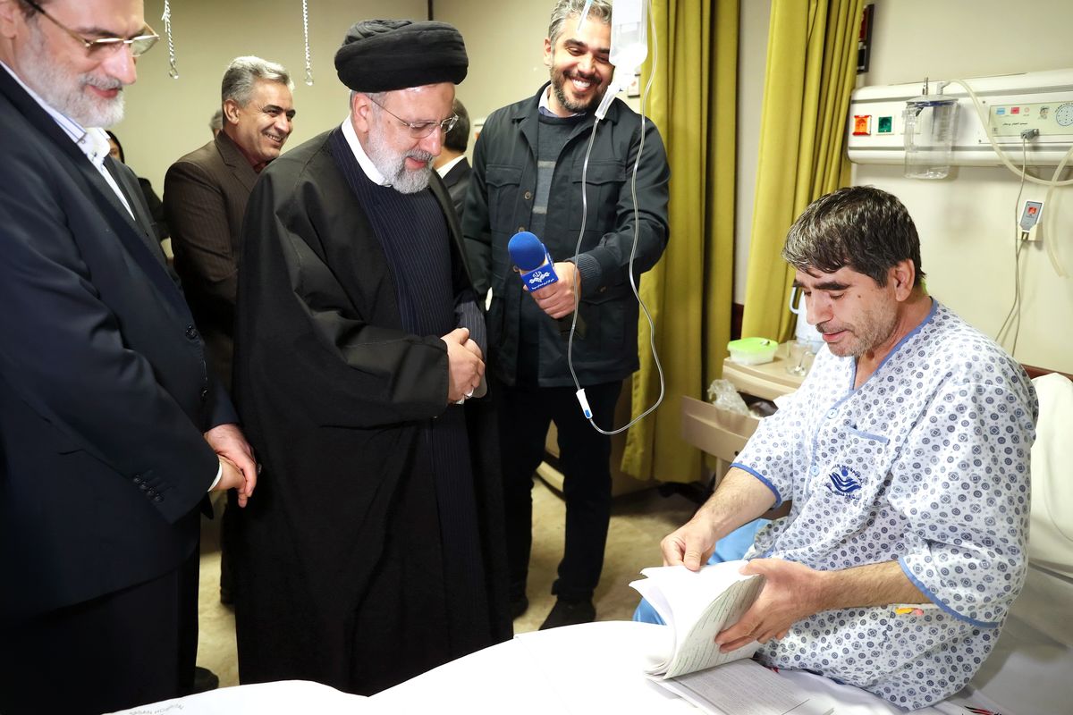 رئیس‌جمهوری از جانبازان دفاع مقدس عیادت کرد