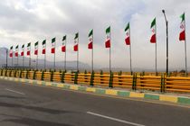 فضاسازی محیطی شهرداری کاشان همزمان با دهه مبارک فجر