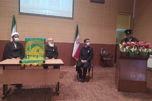عیادت خادمان بارگاه رضوی از بیماران در بیمارستان ضیایی اردکان