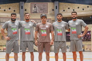 تیم منتخب کشتی آزاد ایران راهی کشور مجارستان شد