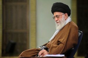 رهبر انقلاب با تمدید دوره جدید هیات امنای کمیته امداد موافقت کردند
