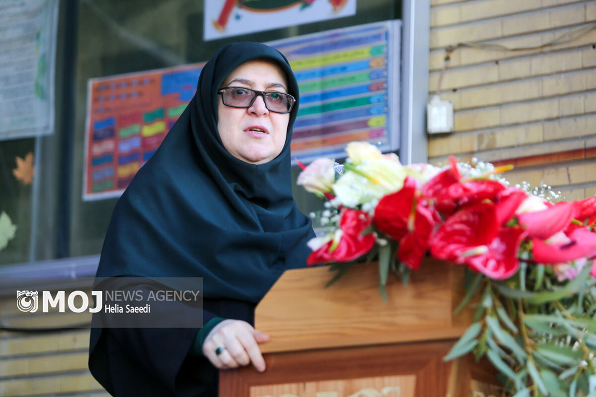 نواختن زنگ آغاز سال تحصیلی با حضور سخنگوی دولت