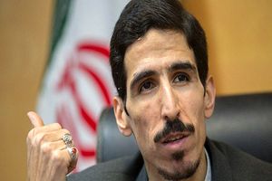 در شأن نمایندگان نیست که در هر ماده ۶۰ یا ۷۰ نفر مشارکت در رای‌گیری نداشته باشند