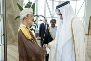 امیر قطر با سلطان عمان رایزنی کرد