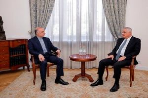 ایروان با تقدیر رسمی مأموریت سفیر ایران را بدرقه کرد