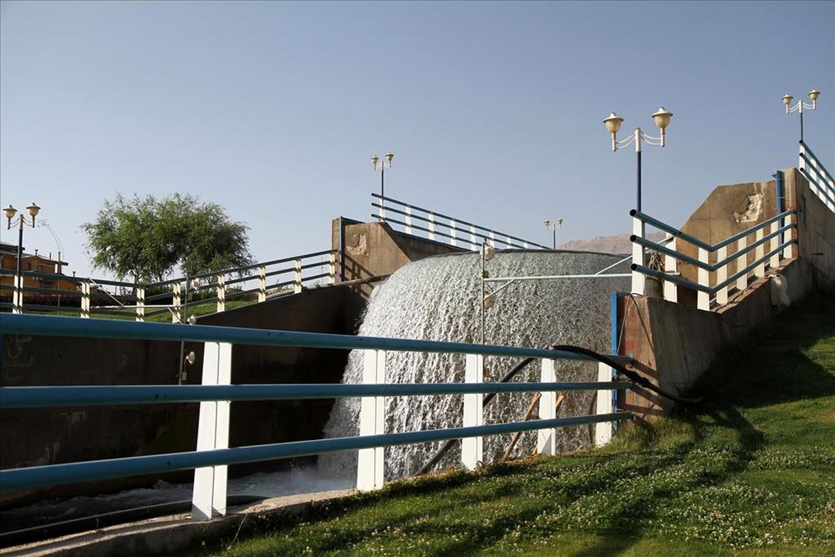 اصفهان- چشمه لنگان