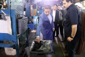 حمایت از تولید داخل گام اساسی رونق واحدهای تولیدی