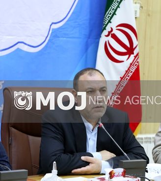 دستگاه های حاکمیتی جامعه به سمت کتاب و کتابخوانی ترغیب کنند