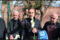 امام خمینی(ره) موسیقی فاخر و سرودهای حماسی را تأیید  می‌کردند