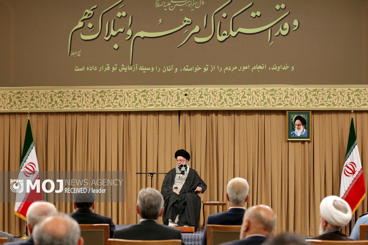 دیدار رئیس‌جمهور و اعضای هیئت دولت با رهبر انقلاب اسلامی