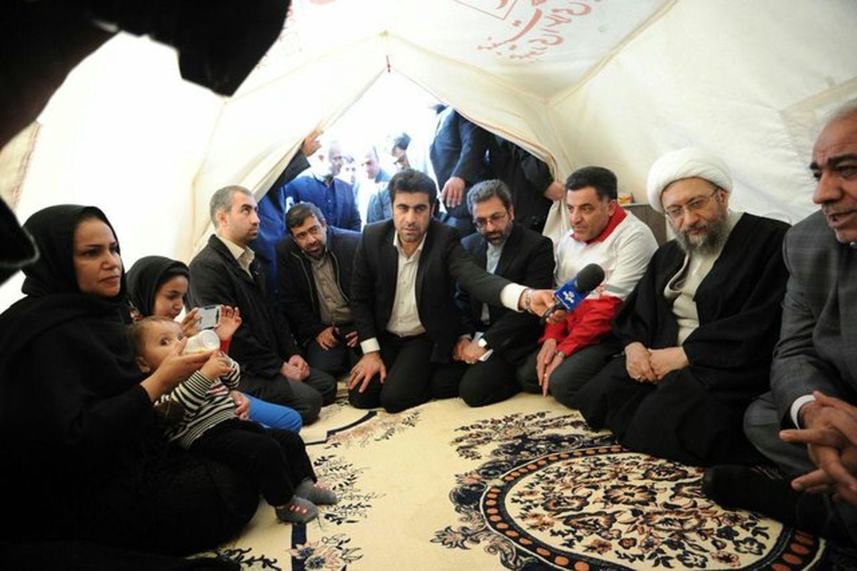 بازدید آملی لاریجانی