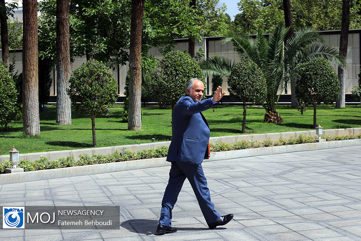 حاشیه جلسه هیئت دولت