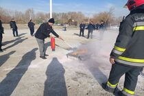 آموزش کلیه پرسنل اداره خدمات شهری ناژوان با شیوه های اطفاء حریق